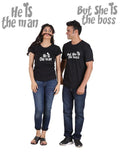 Il est l'homme, elle est la patronne (Classique) T-shirt classique pour couple